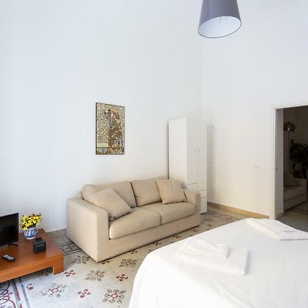 Star Politeama Apartment Palermo Buitenkant foto