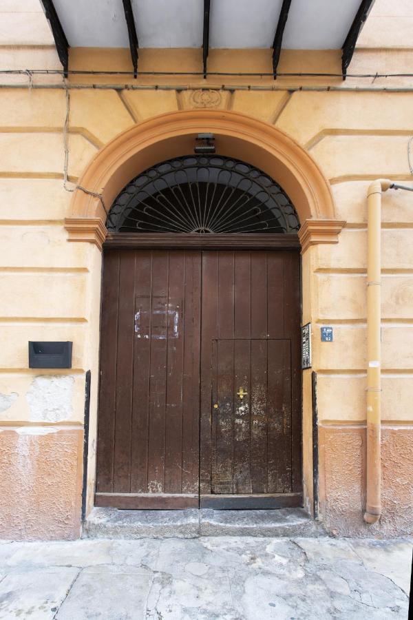 Star Politeama Apartment Palermo Buitenkant foto